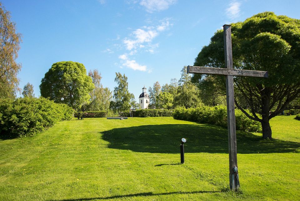 Häggenås-Lit-Kyrkås Församling Pastorsexpedition &amp; Kyrkvaktmästare Logo